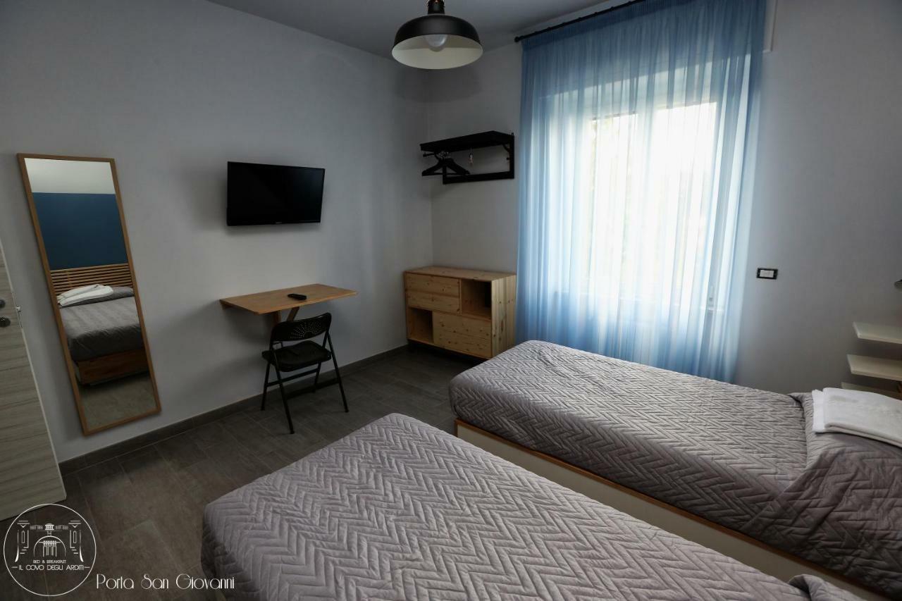 Il Covo Degli Arditi B&B Potenza Bagian luar foto
