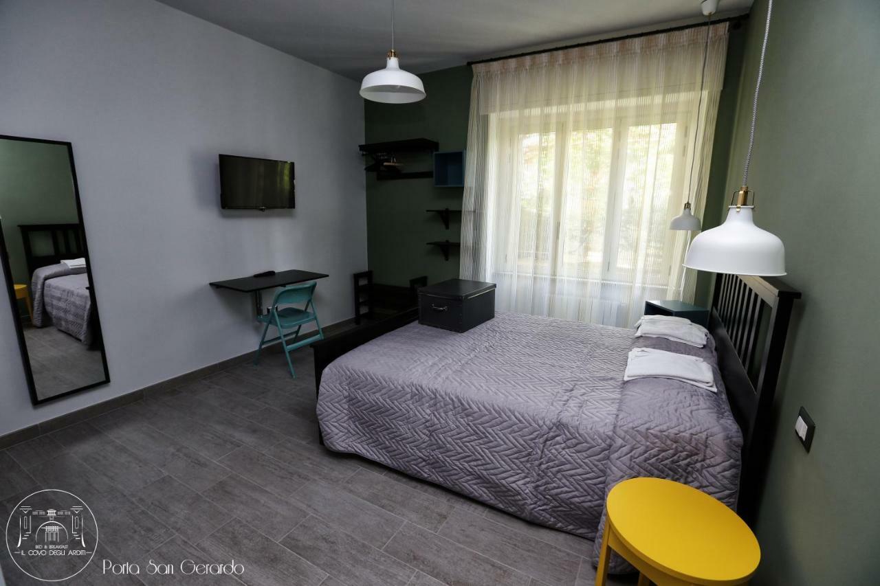 Il Covo Degli Arditi B&B Potenza Bagian luar foto